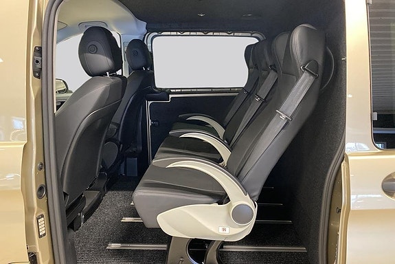 Mercedes-Benz Vito 119 20 of 23