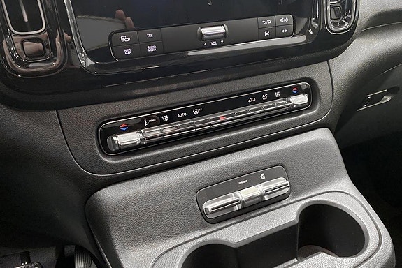 Mercedes-Benz Vito 119 13 of 23