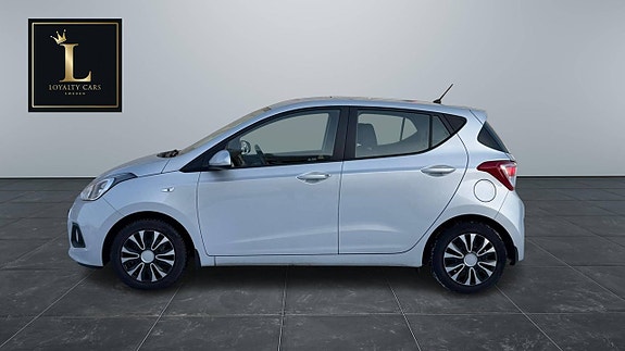 Hyundai i10 9 of 13