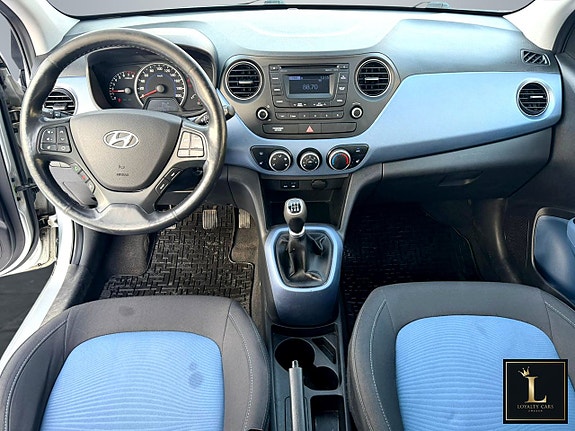 Hyundai i10 10 of 13