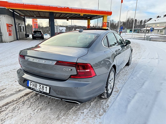Volvo S90 3 of 5