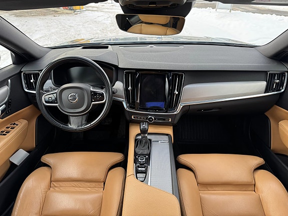 Volvo S90 12 of 21