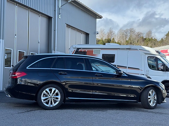 Mercedes-Benz C200 d 4 of 5