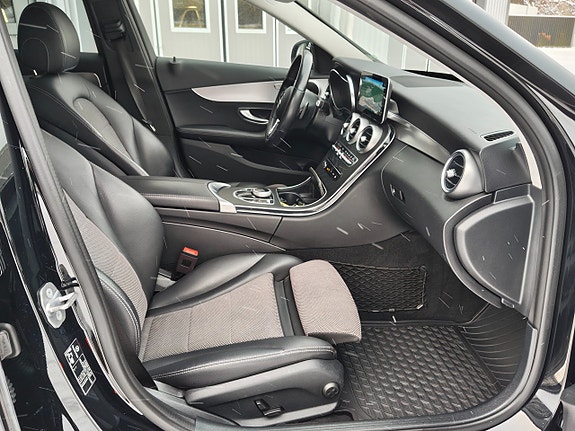 Mercedes-Benz C200 d 12 of 23