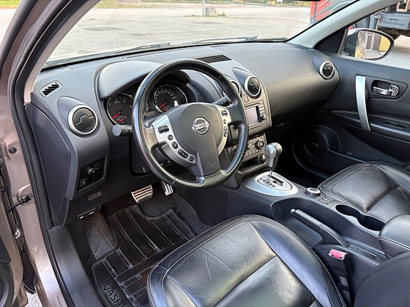 Nissan Qashqai+2 8 of 12