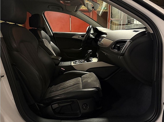 Audi A6 allroad 5 of 5