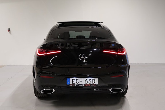 Mercedes-Benz GLC300 7 of 27