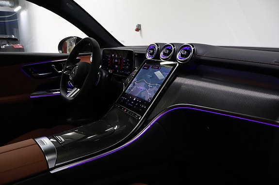 Mercedes-Benz GLC300 8 of 27