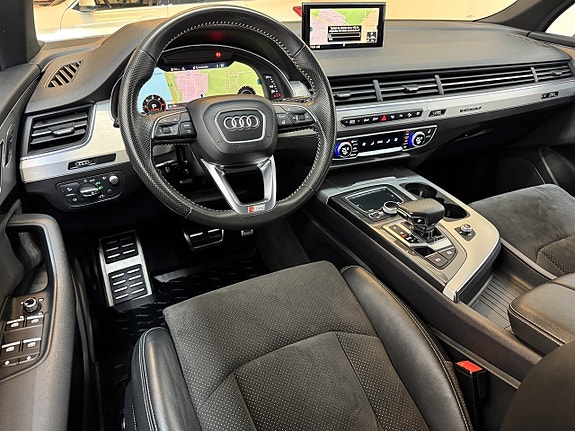 Audi Q7 7 of 19