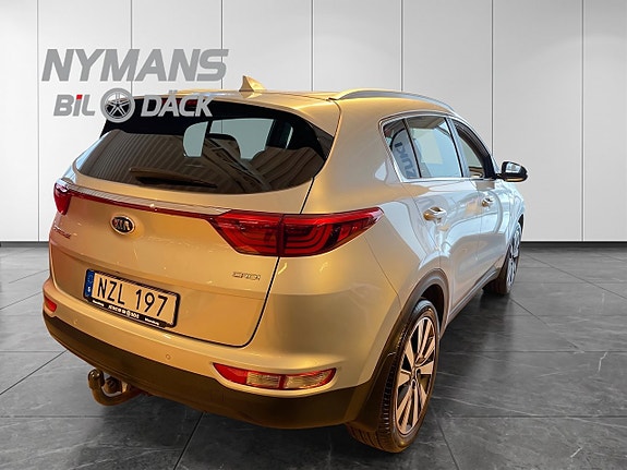 Kia Sportage 3 of 5