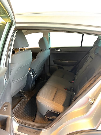Kia Sportage 7 of 9
