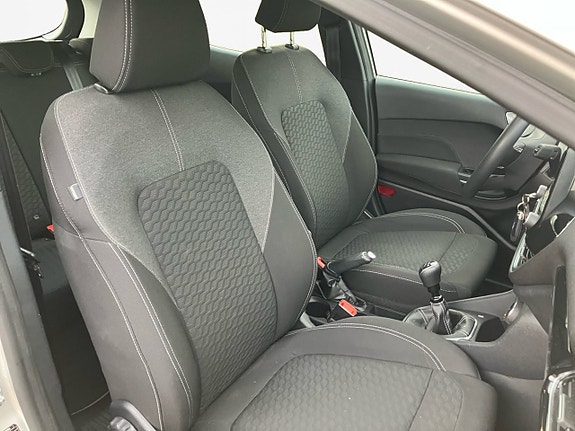 Ford Fiesta 15 of 16