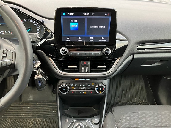 Ford Fiesta 11 of 16