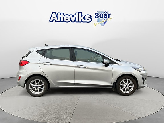 Ford Fiesta 2 of 5