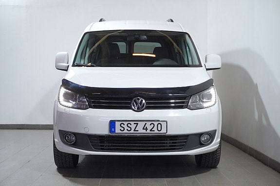 Volkswagen Caddy Maxi 3 of 5