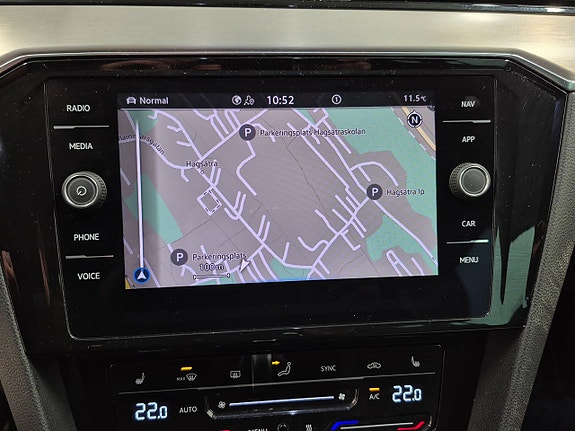 Volkswagen Passat Alltrack 7 of 11