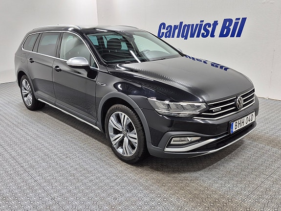 Volkswagen Passat Alltrack 3 of 5