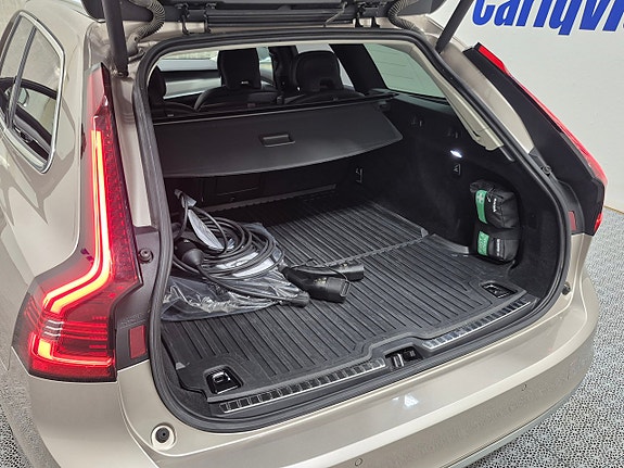 Volvo V90 10 of 10