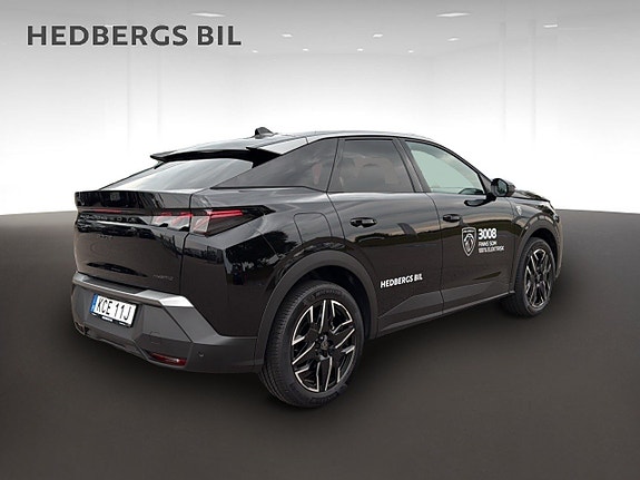Peugeot 3008 3 of 5