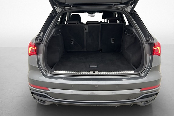Audi Q3 9 of 30