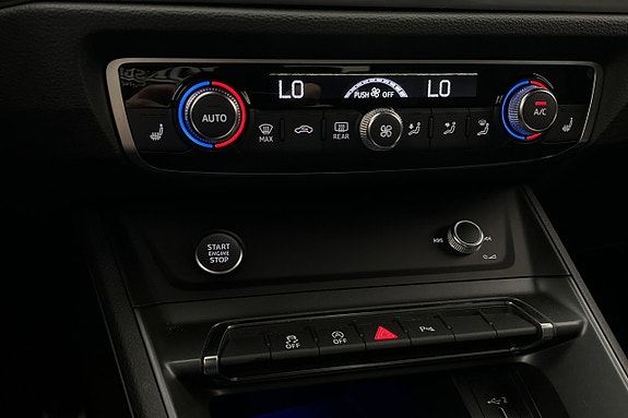 Audi Q3 22 of 30