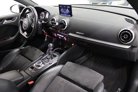 Audi S3 8 of 19