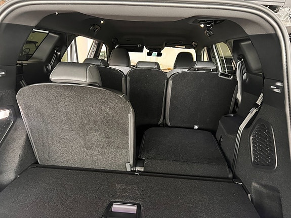 Peugeot 5008 10 of 21