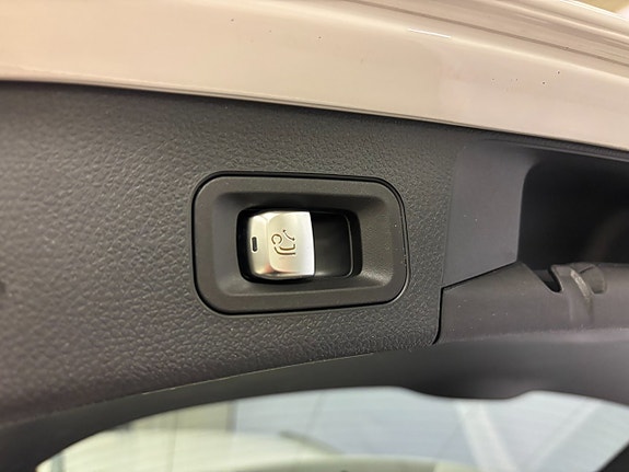 Mercedes-Benz C220 d 24 of 24