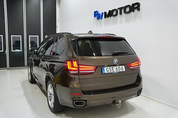 BMW X5 4 of 5