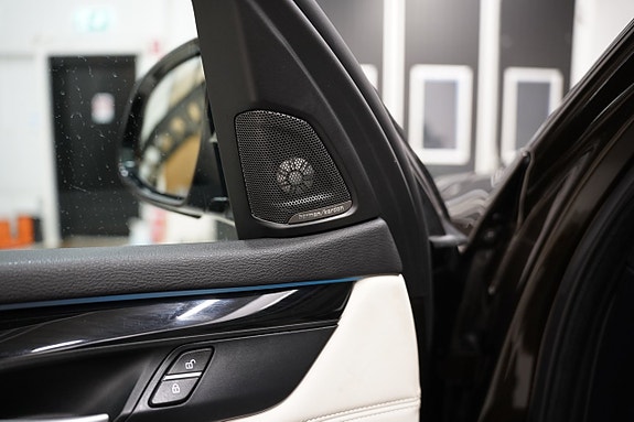 BMW X5 9 of 28