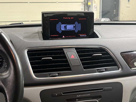 Audi Q3 13 of 14