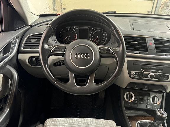 Audi Q3 9 of 14