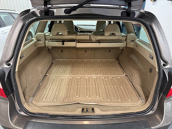 Volvo V70 21 of 24