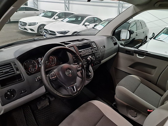 Volkswagen Transporter 14 of 18