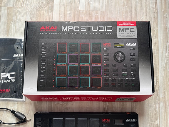 Product image 3 of 7