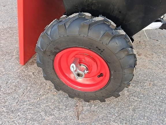 XYZ SANDSPRIDARE 100 ATV 7 of 8