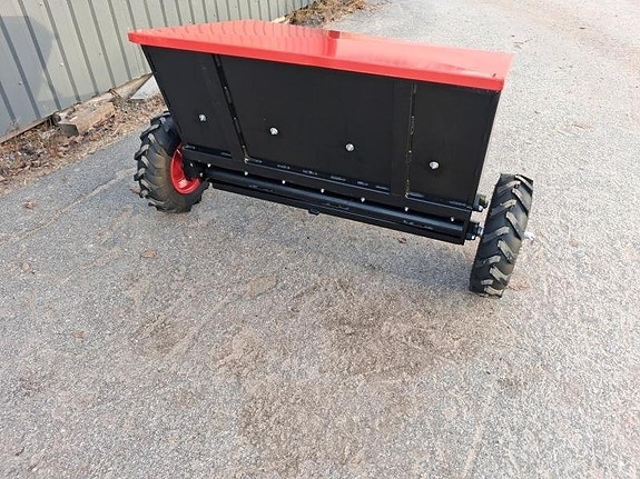 XYZ SANDSPRIDARE 100 ATV 3 of 8