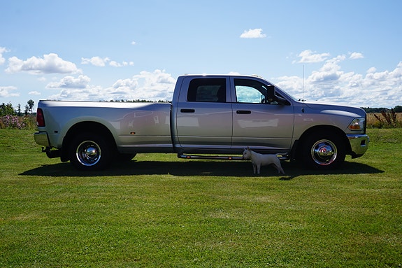 Dodge RAM 3500 5 of 5