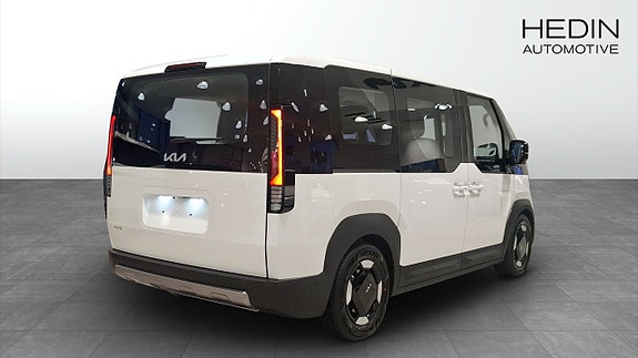 Kia PV5 2 of 9