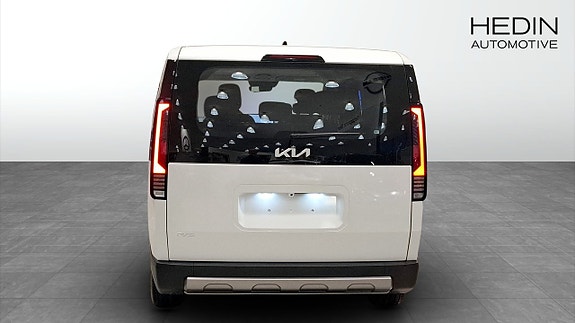 Kia PV5 7 of 9
