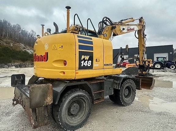 Komatsu PW148-10 hjulgrävare VA-bom rotortilt redskap