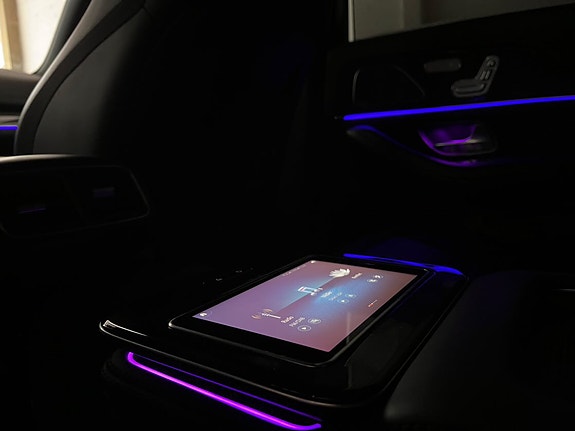Mercedes-Benz GLE53 9 of 11