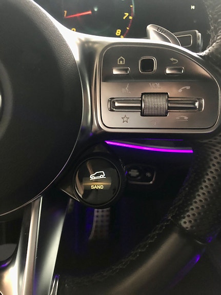 Mercedes-Benz GLE53 10 of 11