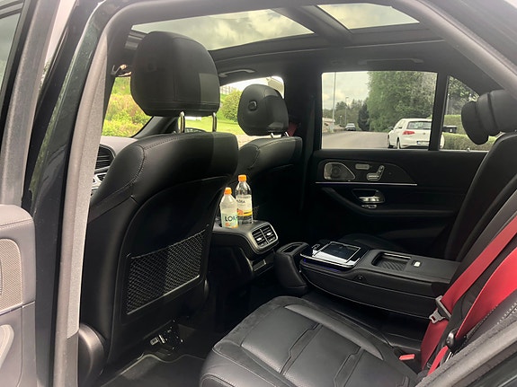 Mercedes-Benz GLE53 7 of 11