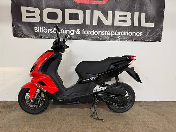 Peugeot speedfight 4 2t