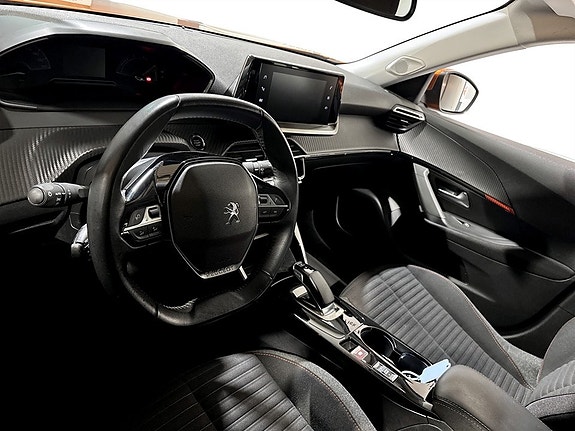 Peugeot e-2008 4 of 5