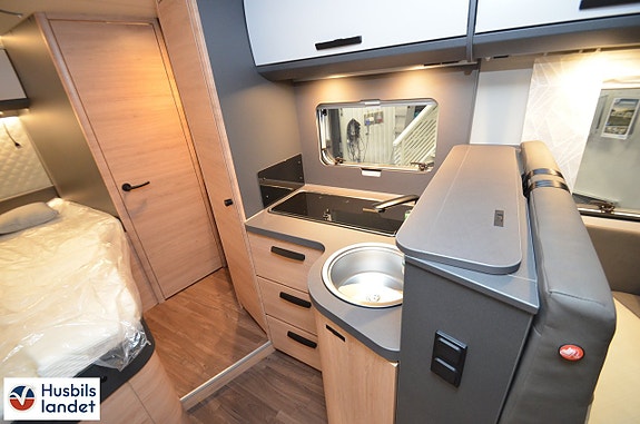 Knaus L!VE TI PLATINUM SELECTION 650 MF / Alde Hydr.stödb 6 of 10