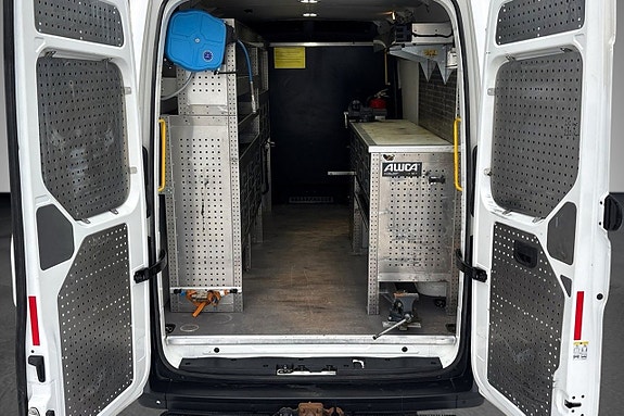 Volkswagen Crafter 8 of 22