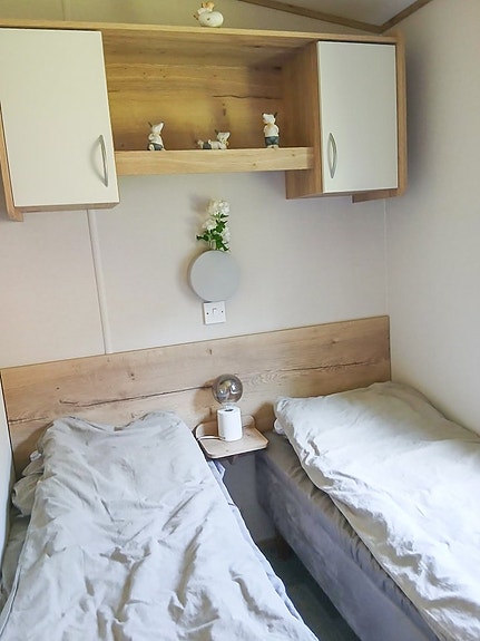 MNAB fin beg villavagn inkl plats på Örnefjordens camping 9 of 13