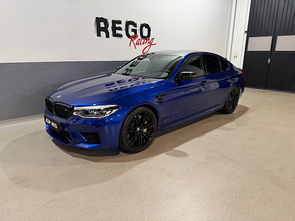 BMW M5 2 of 5